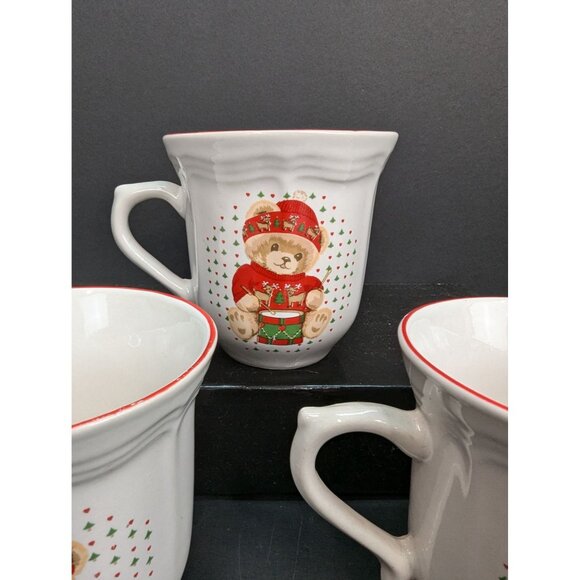 Vintage Tienshan Stoneware Theodore Bears Navidad 8 Oz Coffee Tea Cups Lot of 3 - Picture 3 of 8
